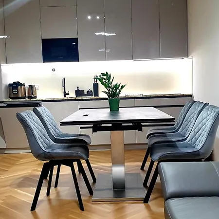 Vikys Apartamento *